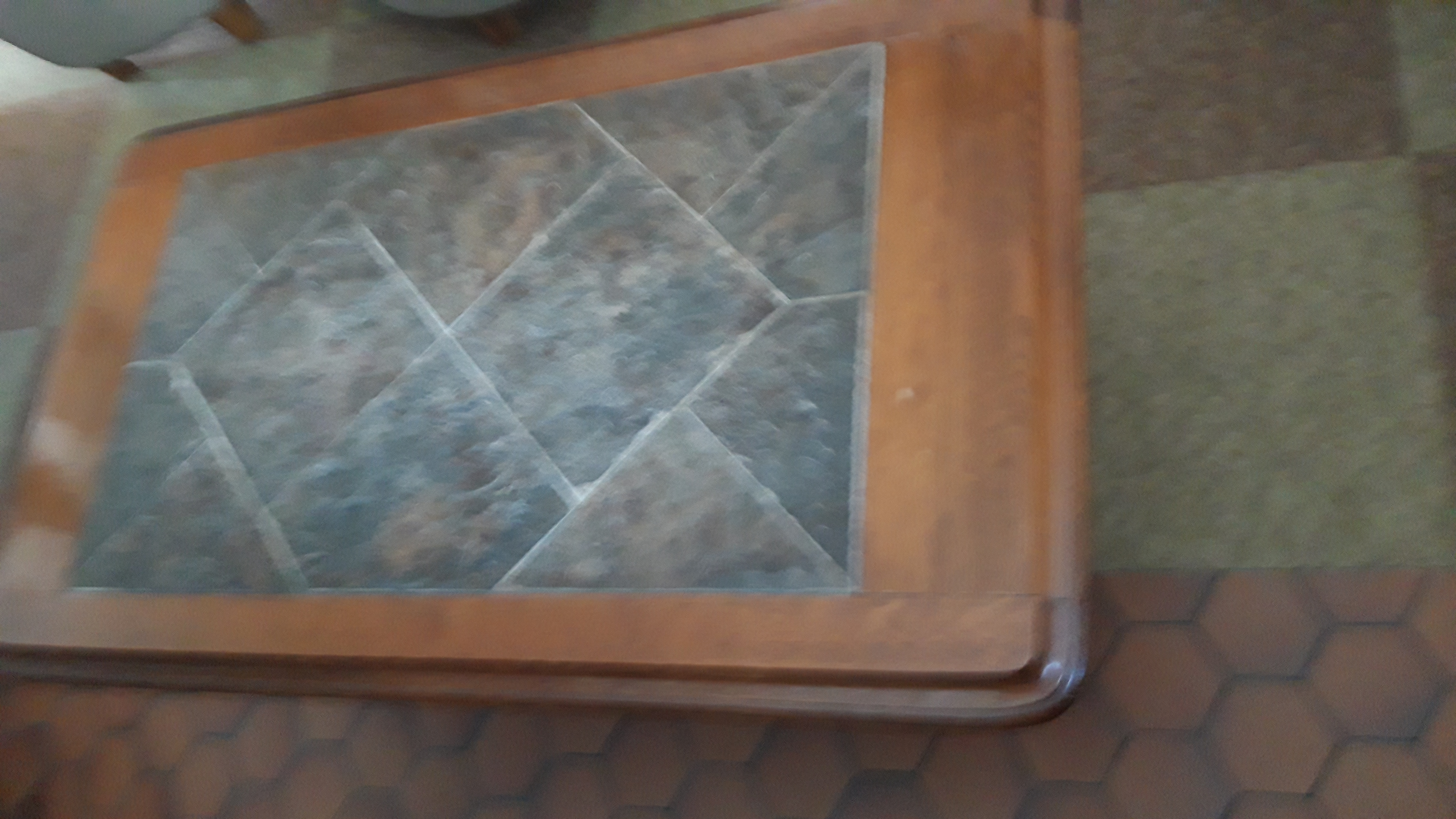 Table basse de salon 14 Mont-Saint-Vincent (71)