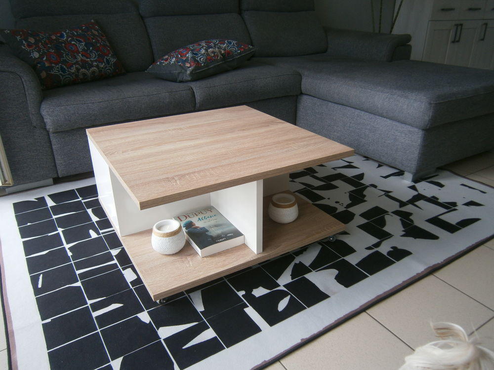 TABLE BASSE DE SALON 70X70 H 35 cm CURIEUX S'ABSTENIR 
50 Kanfen (57)