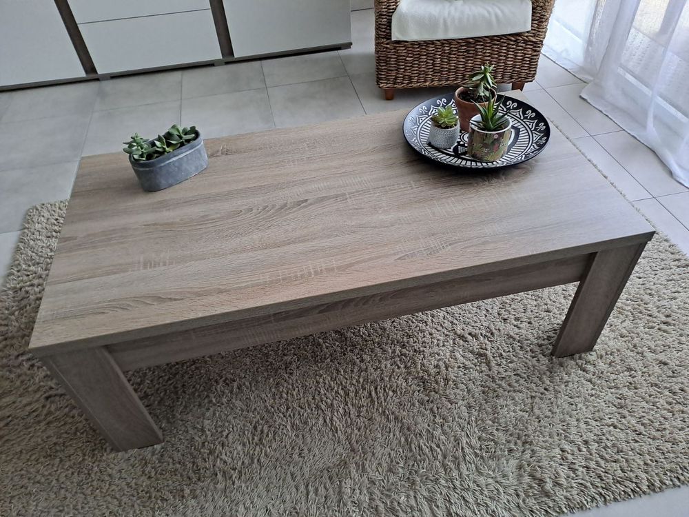 Table basse salon, contemporaine. 120 La Richardais (35)