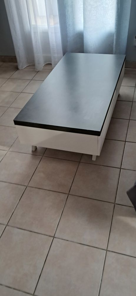 table basse de salon 250 Nissan-lez-Enserune (34)