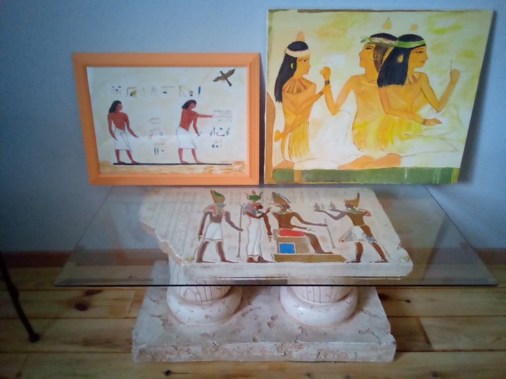 Table basse style �gyptien, plus 2 tableau assorti 70 Allex (26)