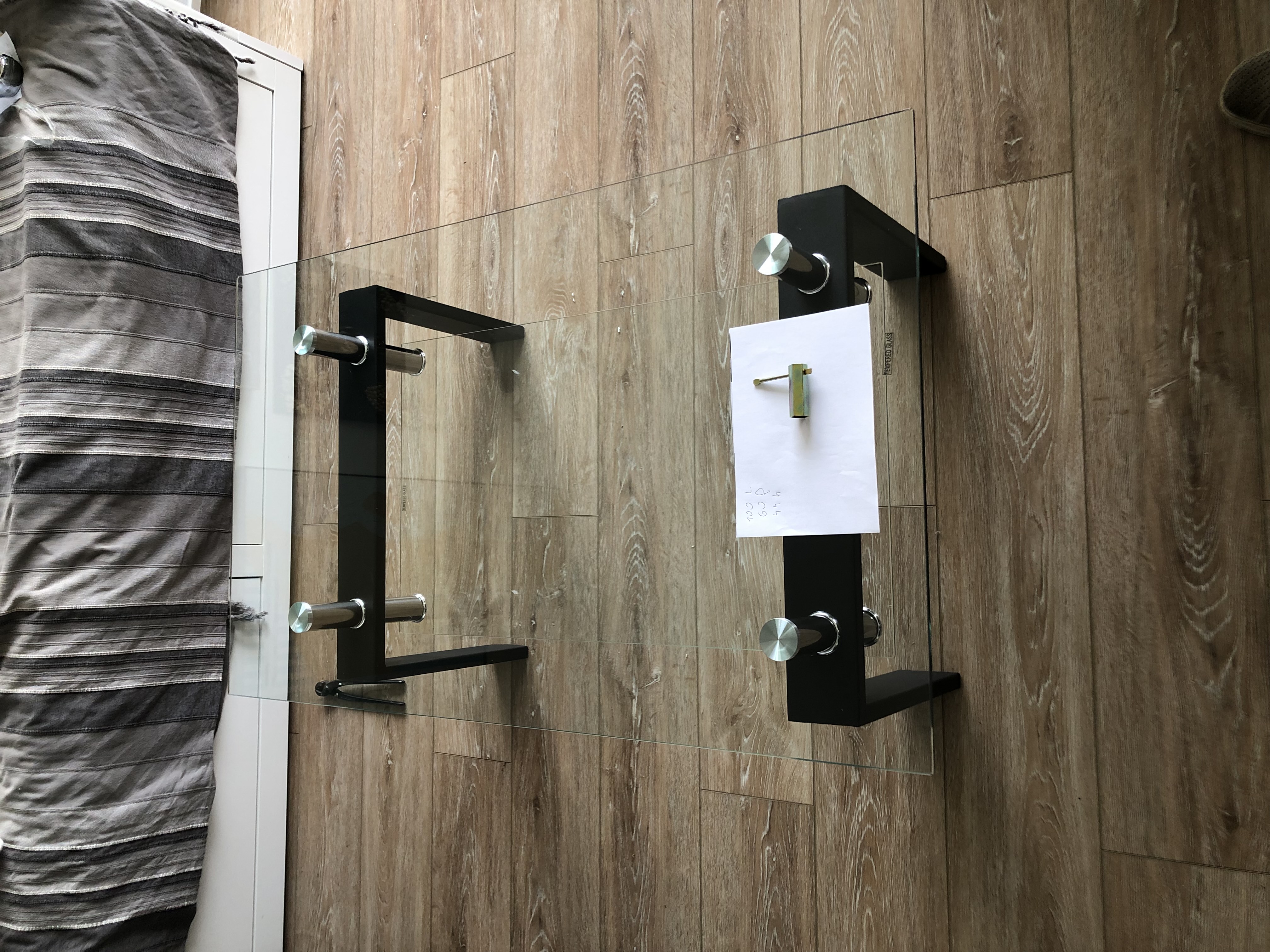 table basse
uniquement livrable sur saint maur 79 Saint-Maur-des-Foss�s (94)