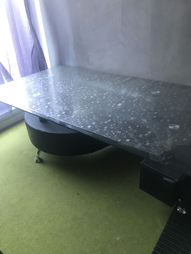 Don une table basse en verre un peu ab�m�e mais rien m�chant 0 Mulhouse (68)