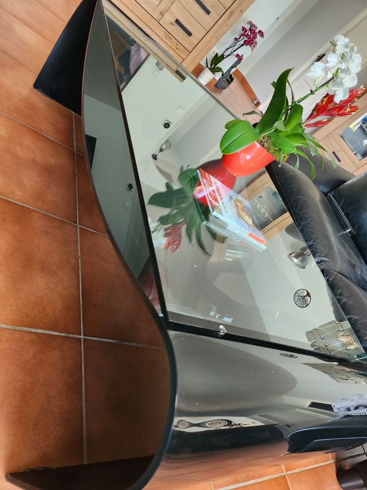 Table basse en verre 400 Poussan (34)