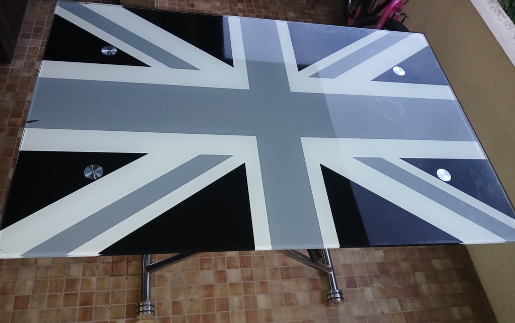 Table Basse Verre Motif Drapeau Britannique 100 Scionzier (74)