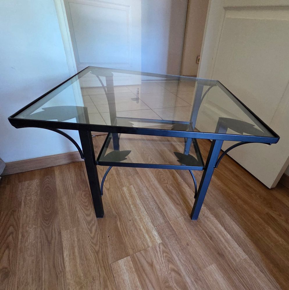Table basse en verre et fer forg� 40 Craponne (69)