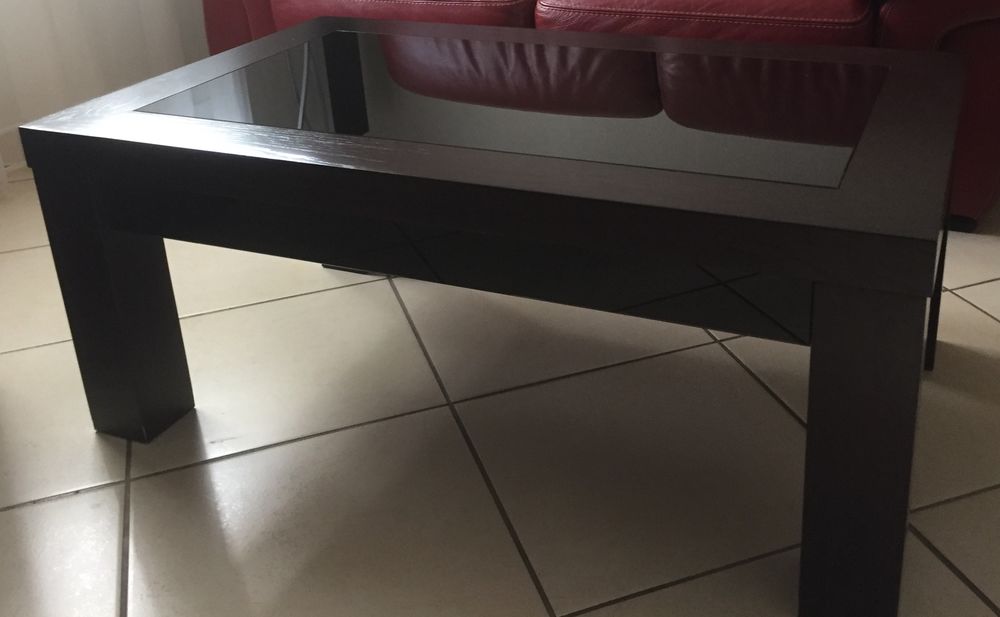 Table basse en weng� 100 Cormeilles-en-Parisis (95)