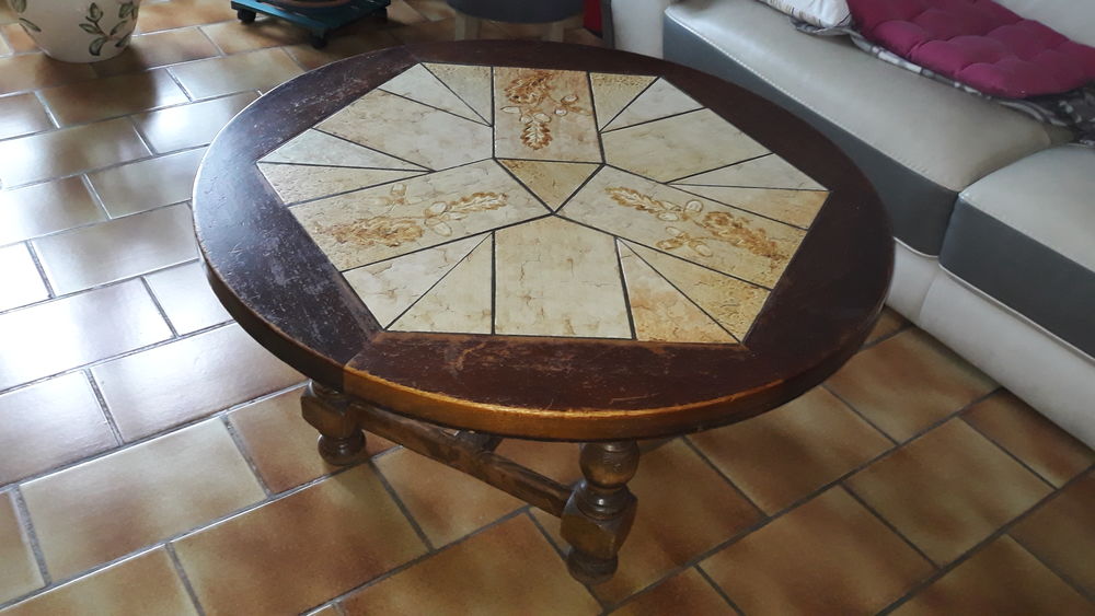 table basse 23 Warcq (08)
