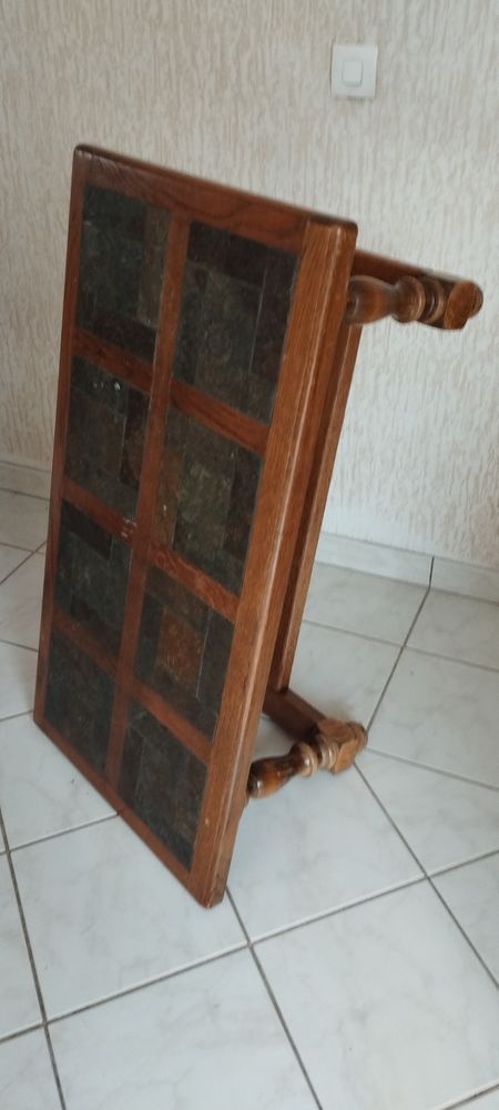 Table basse 20 Saint-Vallier-de-Thiey (06)