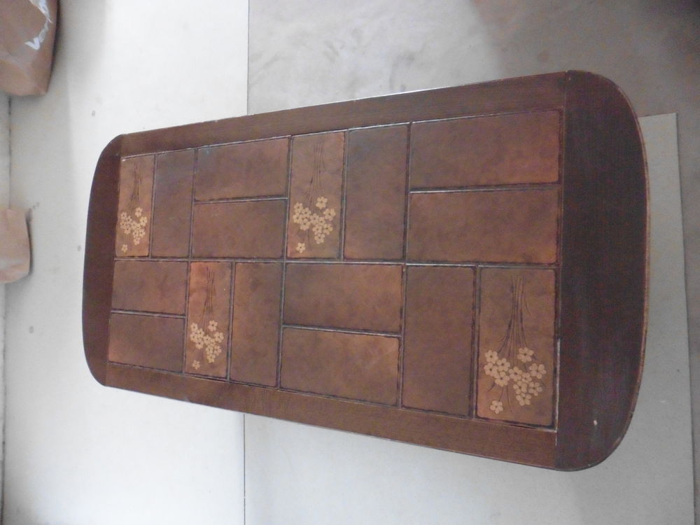 Table basse 20 Curtil-sous-Buffi�res (71)