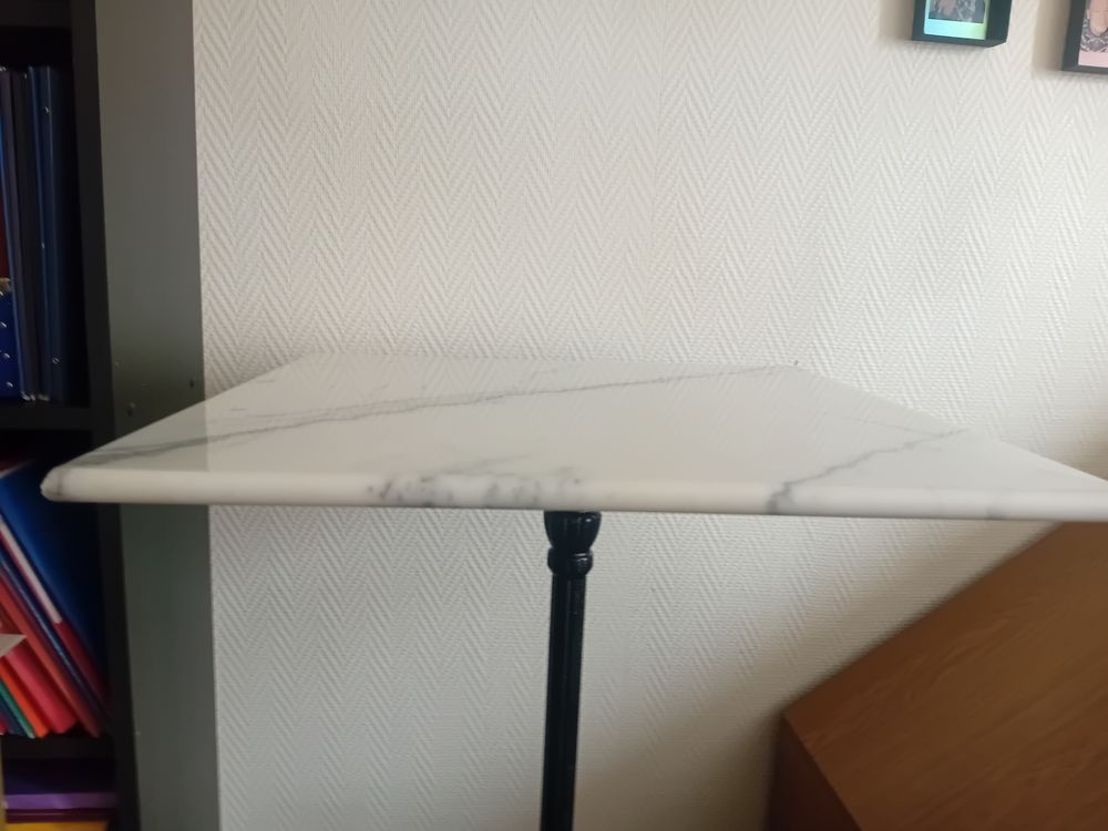 
Table de bistrot rectangulaire en marbre 80 Lyon 4 (69)