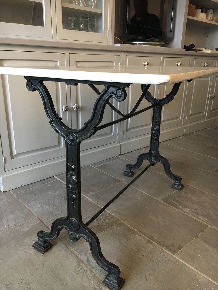 TABLE BISTROT 100 Cogolin (83)