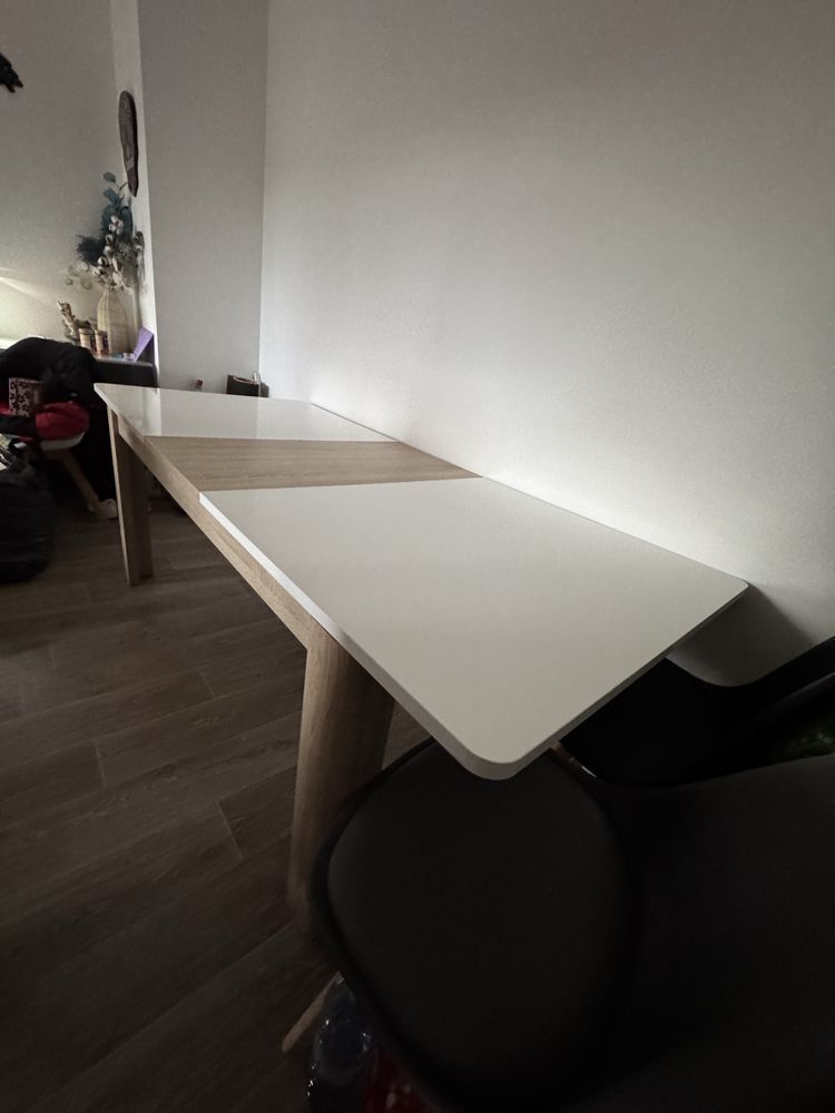 Table blanche et bois 100 Nanteuil-l�s-Meaux (77)
