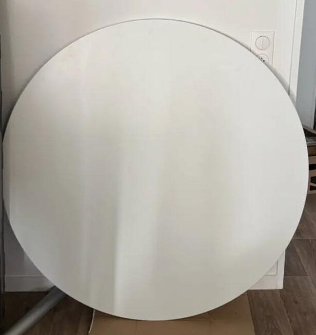 Table blanche neuve ? d�mont�e, pr�te � emporter 40 La Courneuve (93)