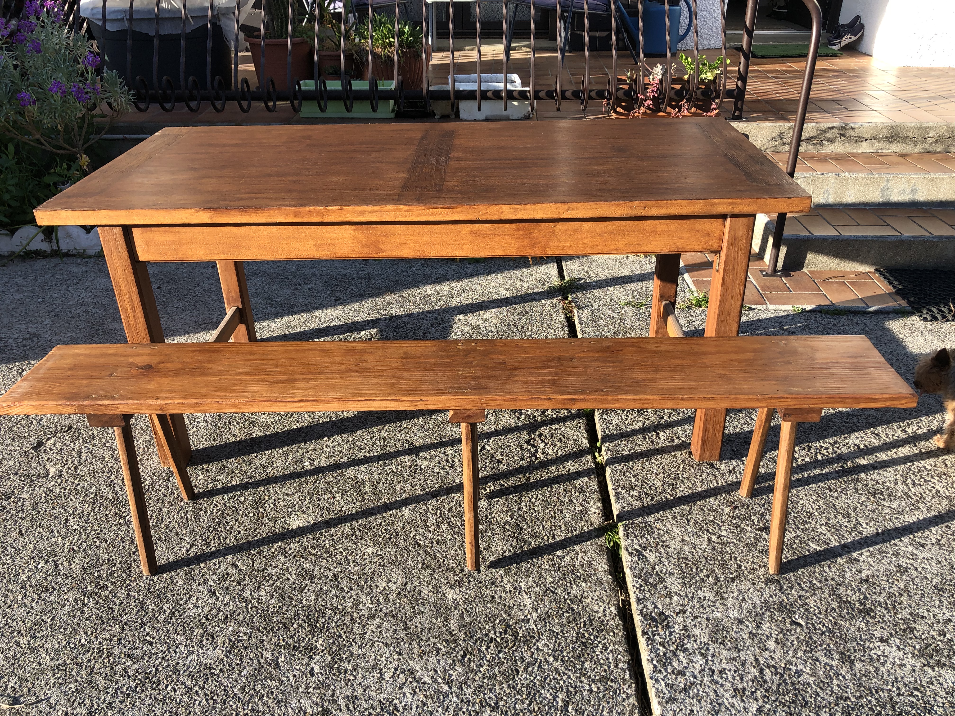 Table en bois et son banc 150 Maz�res (09)