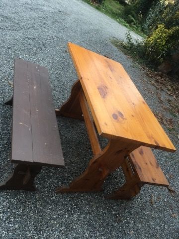 Table bois et 2 bancs 50 Laloub�re (65)