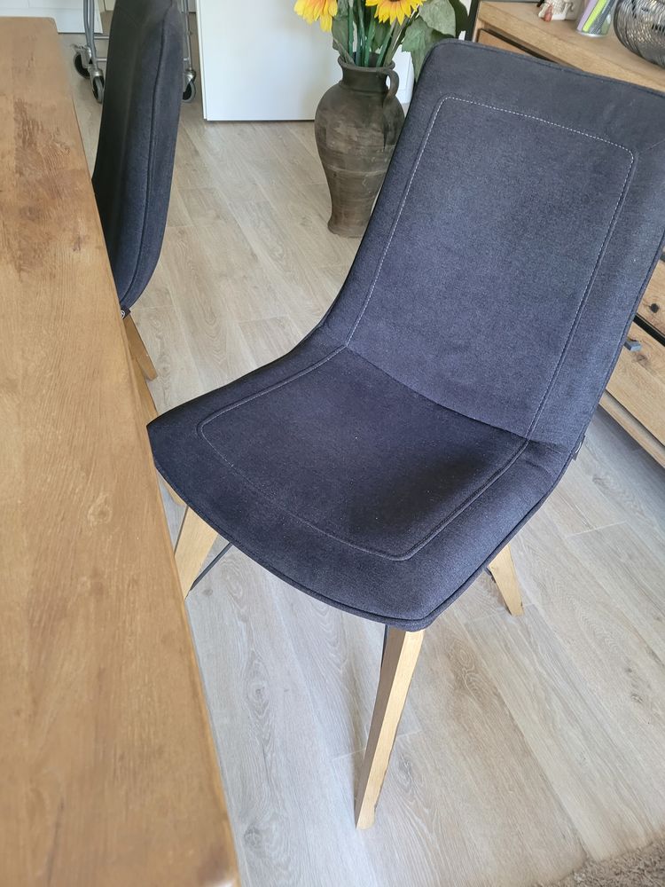 Table bois + 4 chaises 2000 Boucau (64)