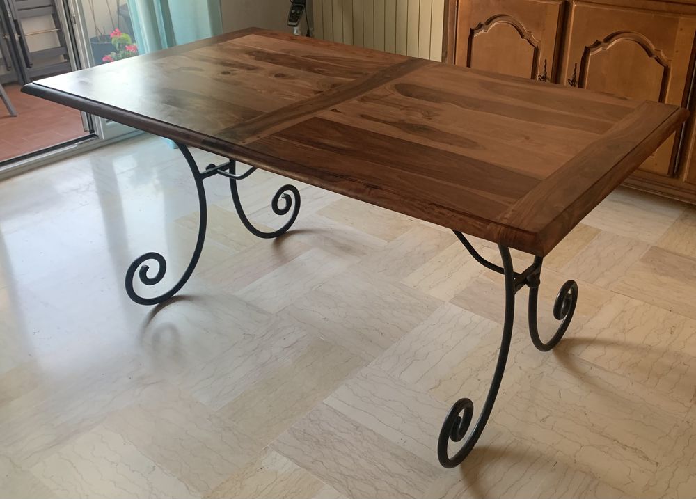 table en bois et fer forg� 100 Toulon (83)