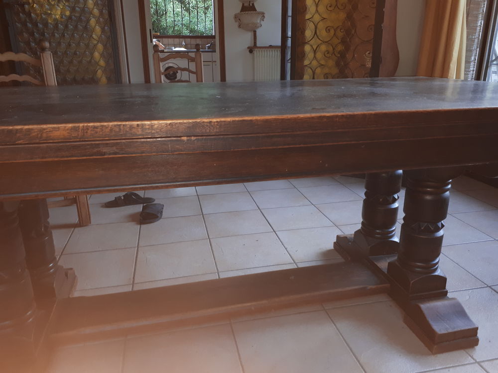 Table bois massif 0 Biot (06)