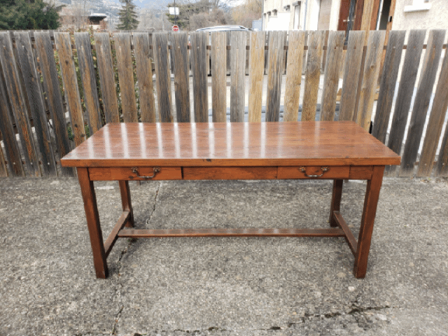 Table bois massif 70 Baratier (05)