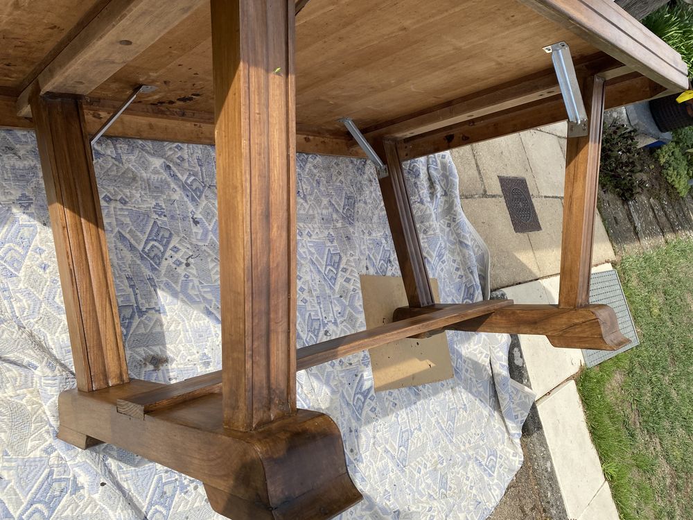 Table bois massif ch�ne et noyer 160 / 100
0 Floirac (33)