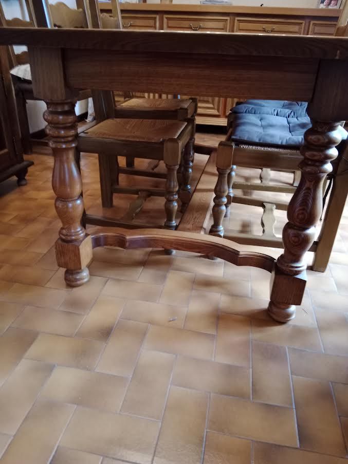 Table en bois massif 150 Graulhet (81)