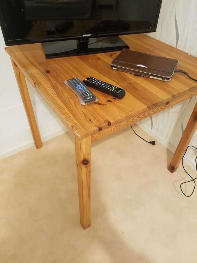 Table bois 139 Besan�on (25)