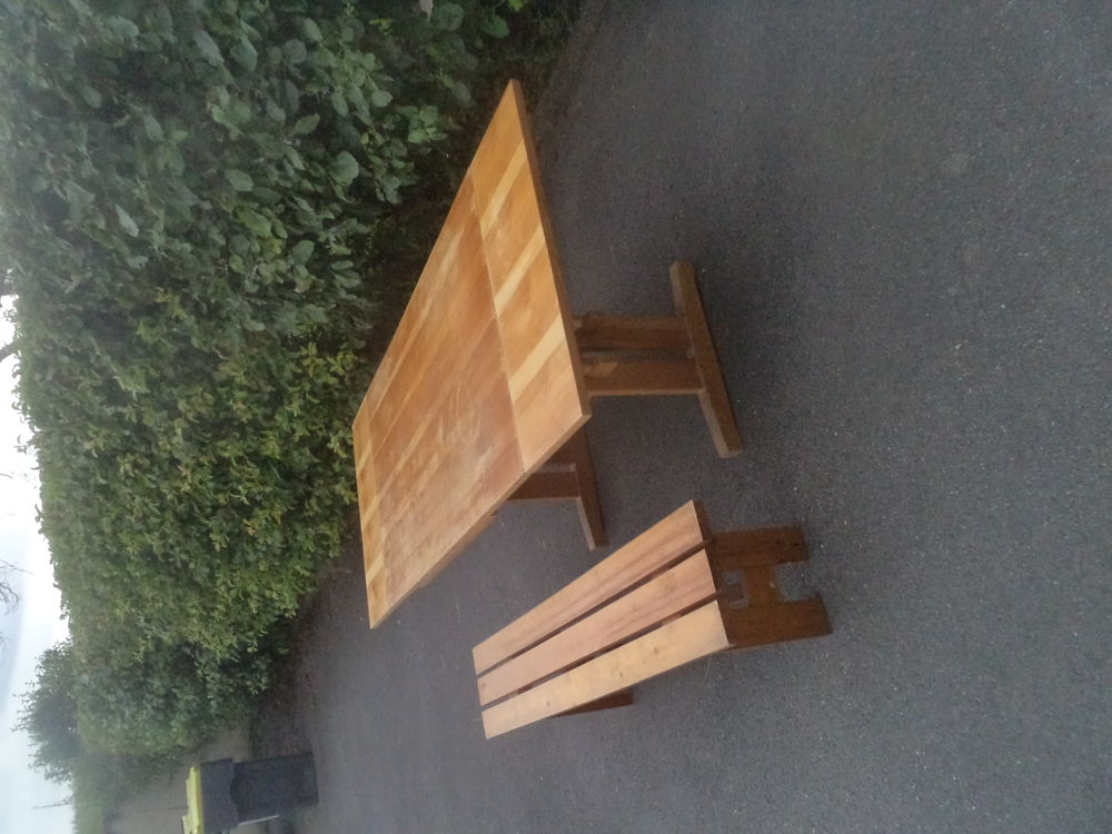 table en bois 95 Saint-Germain-sous-Doue (77)