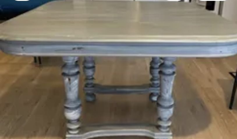 Table en bois 50 Ambar�s-et-Lagrave (33)