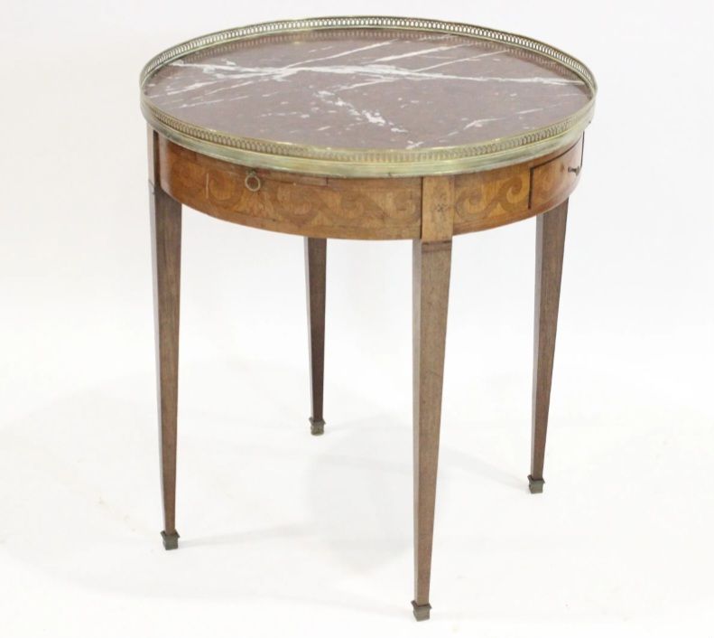 Table bouillotte. Style Louis XVI. 450 Lahosse (40)