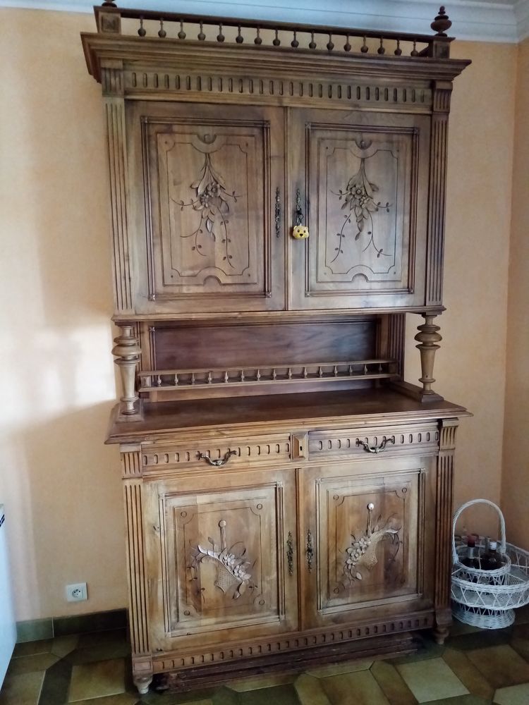 table buffet 0 Saint-Martin-la-Sauvet� (42)