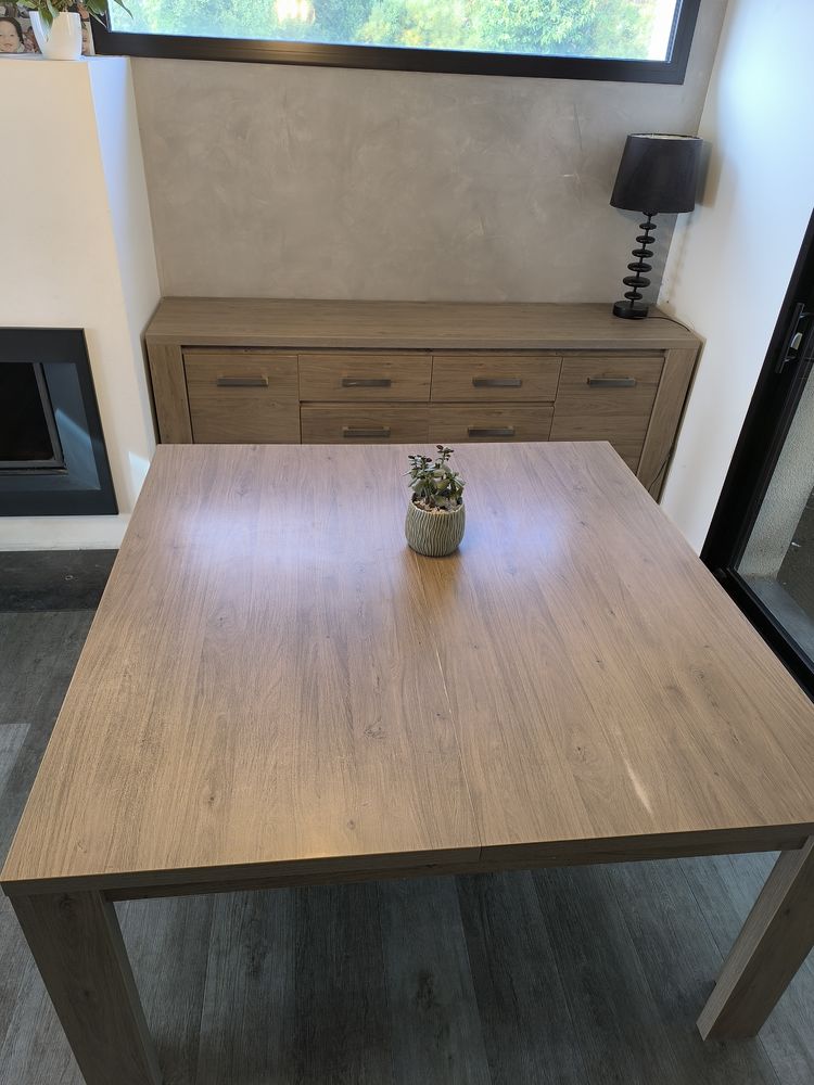 Table et buffet 350 Le Plessis-Grammoire (49)