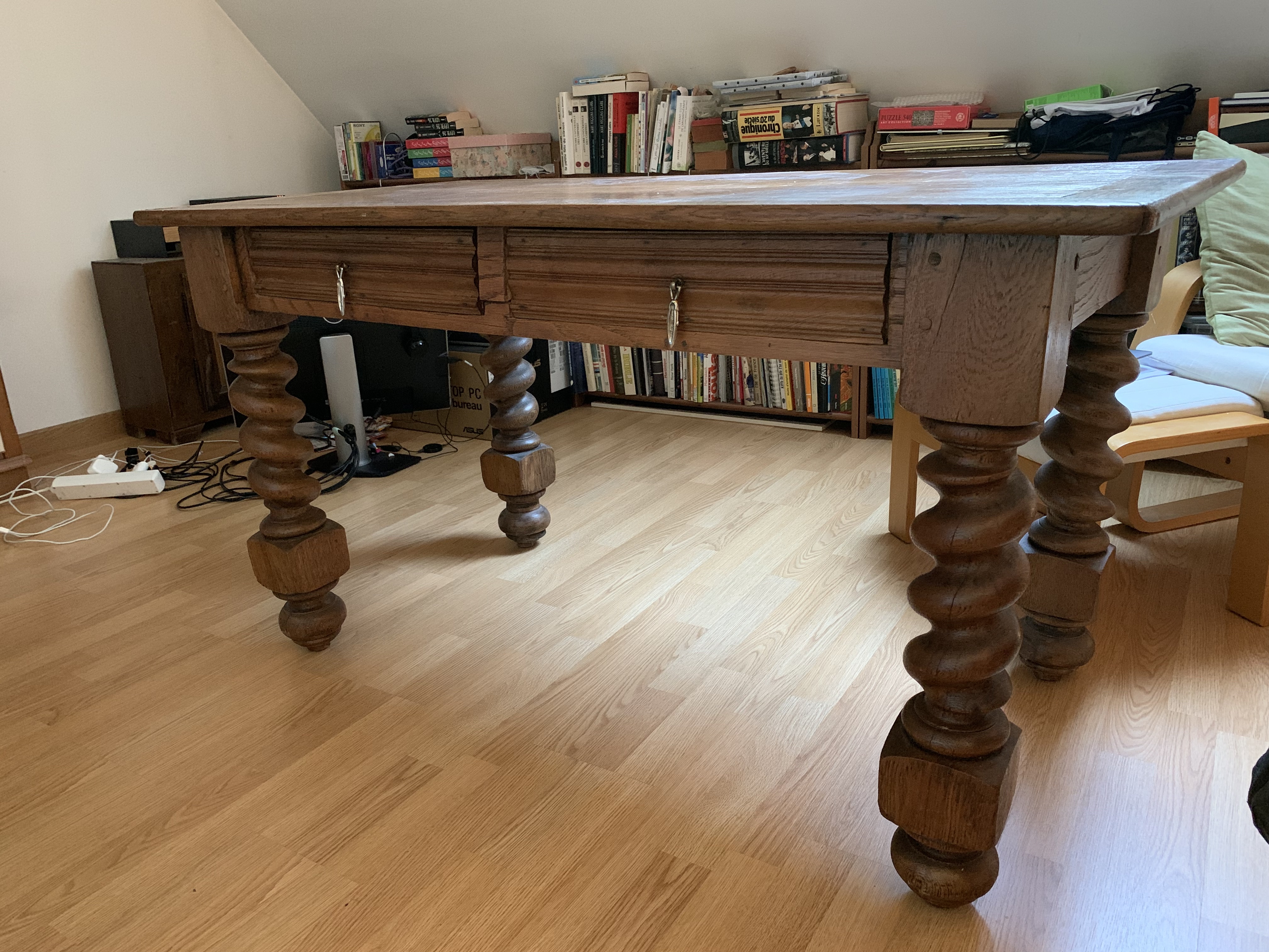 Table bureau en ch�ne 300 Ch�teaufort (78)