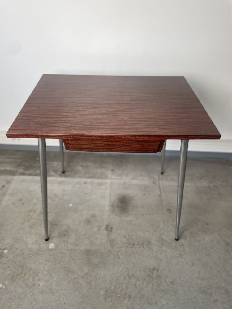 Table/bureau Formica bois avec tiroir, LIVRAISON POSSIBLE 160 Lorient (56)