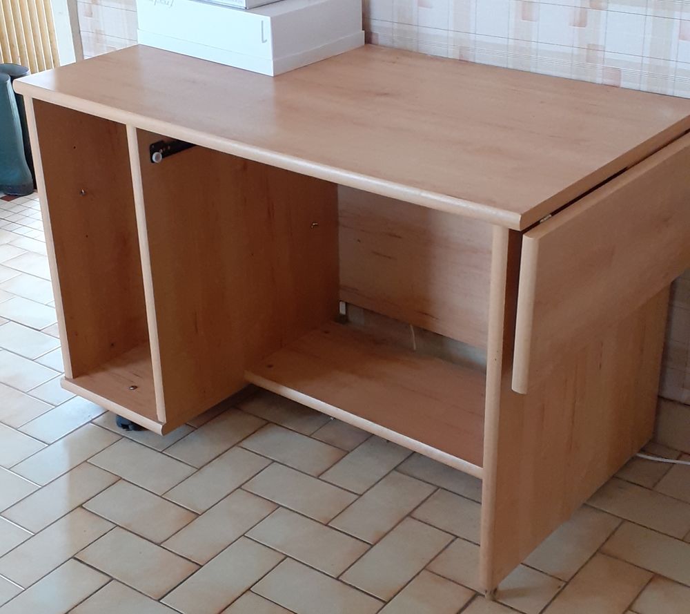 TABLE /BUREAU INFORMATIQUE 9 Ombr�e d'Anjou (49)