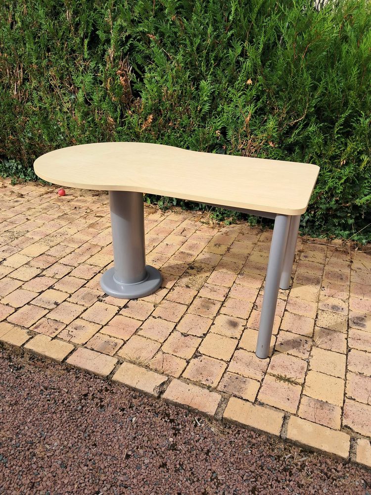 Table ou bureau 70 Mehun-sur-Y�vre (18)