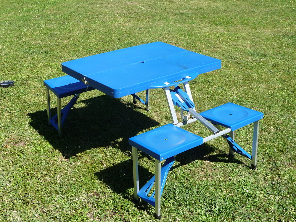 table de camping pliante 15 Pellevoisin (36)