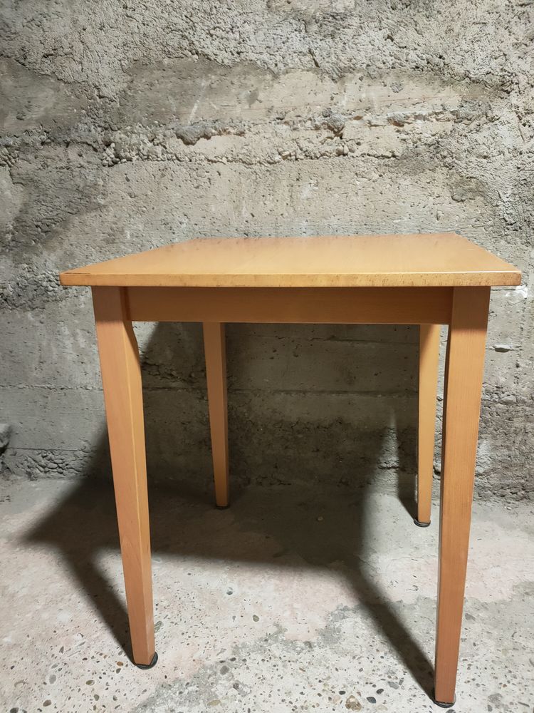 Table carr� en bois 40 Lyon 8 (69)