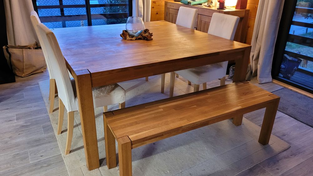 table carr�e ch�ne massif avec 2 bancs 350 Bolqu�re (66)