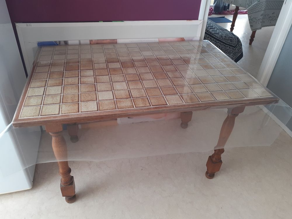 table carrel�e 50 Saint-Quentin (02)