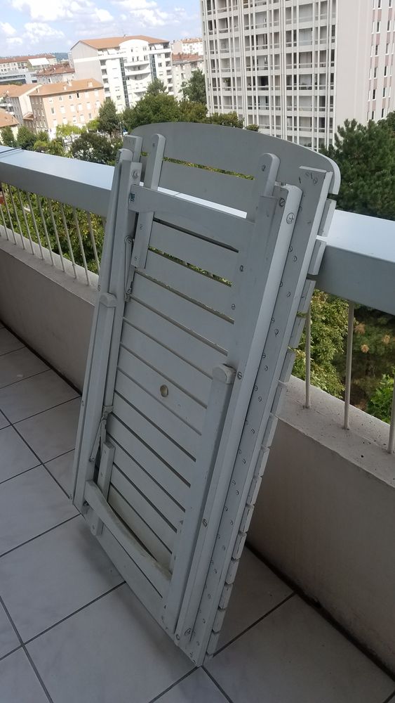 Table et chaise de jardin 80 Villeurbanne (69)