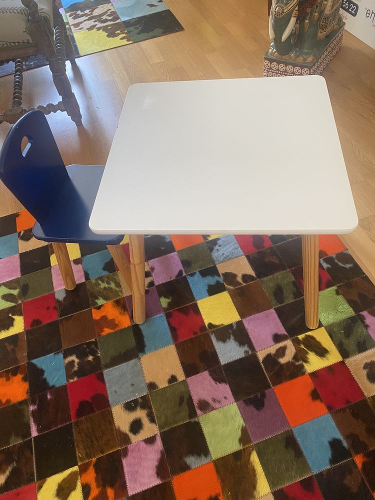 Table et chaise oxybull 60 Guyancourt (78)