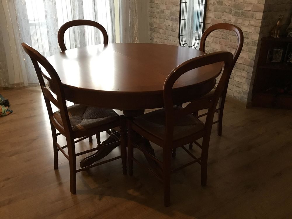 Table + 4 chaises + bahu 150 Marseille 11 (13)