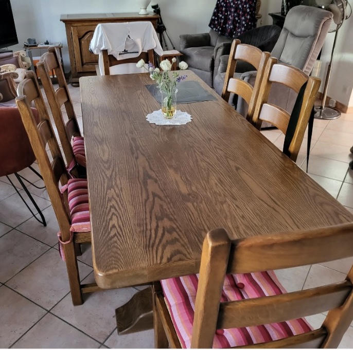 Lot : 1 table, 6 chaises, un buffet en ch�ne 0 Baisieux (59)