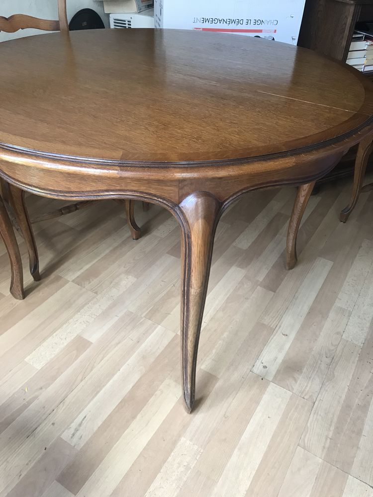 Table et 4 chaises en ch�ne 500 L'Isle-Adam (95)