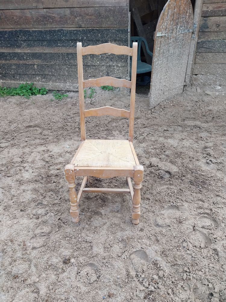 Table et chaises en ch�ne 120 Auneau (28)