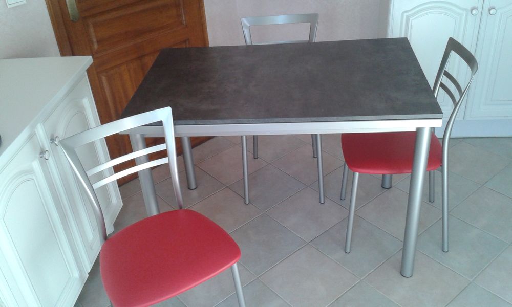 table+ chaises cuisine 300 Ingr� (45)