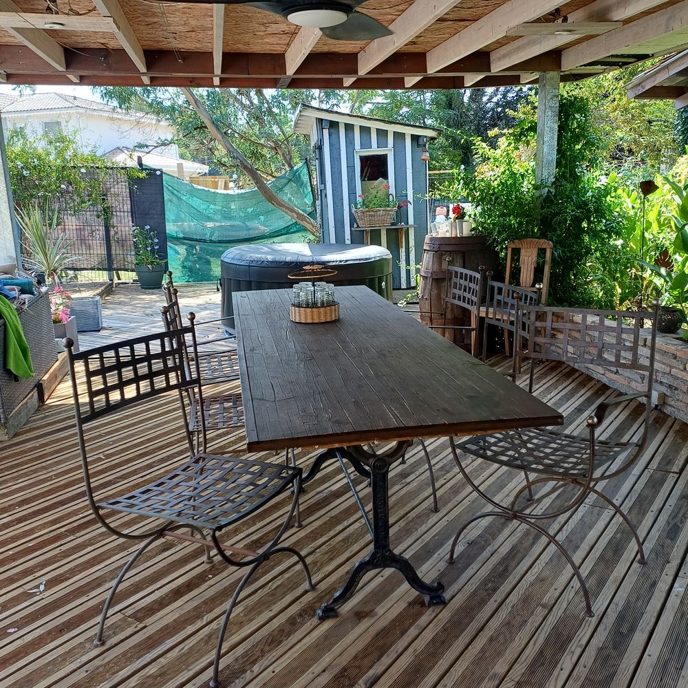 Table et lot de  6 chaises ext�rieurs 650 Le Barp (33)