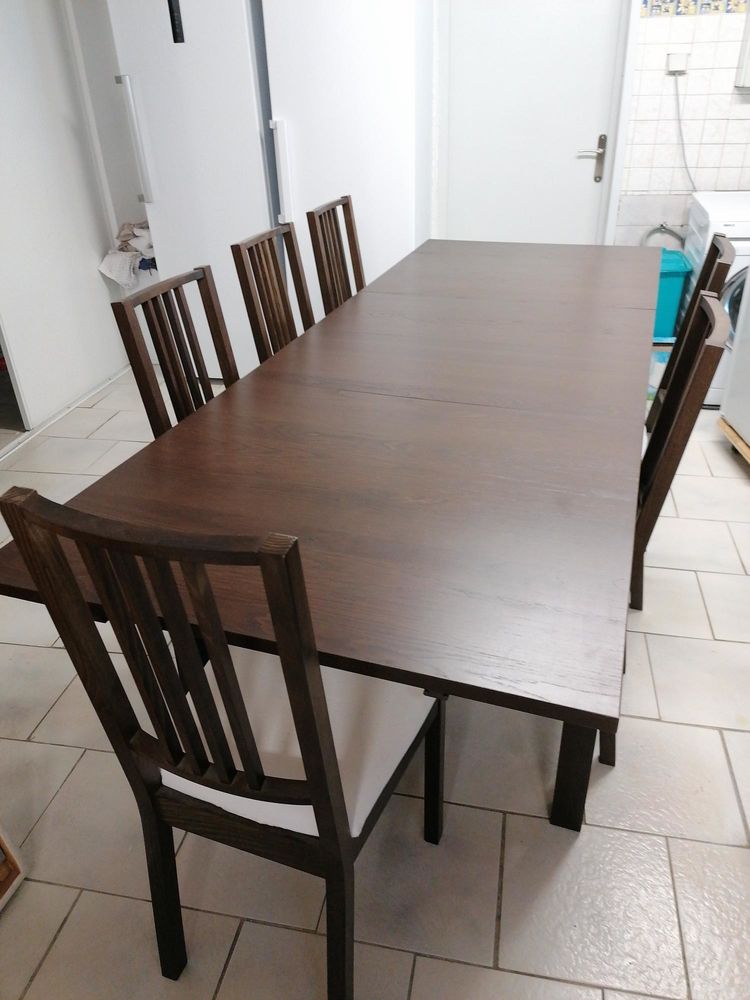 TABLE + 6 CHAISES IKEA  A NIMES TBE
90 N�mes (30)