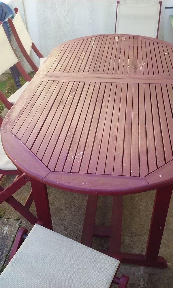 Table et Chaises Jardin 0 Geneston (44)